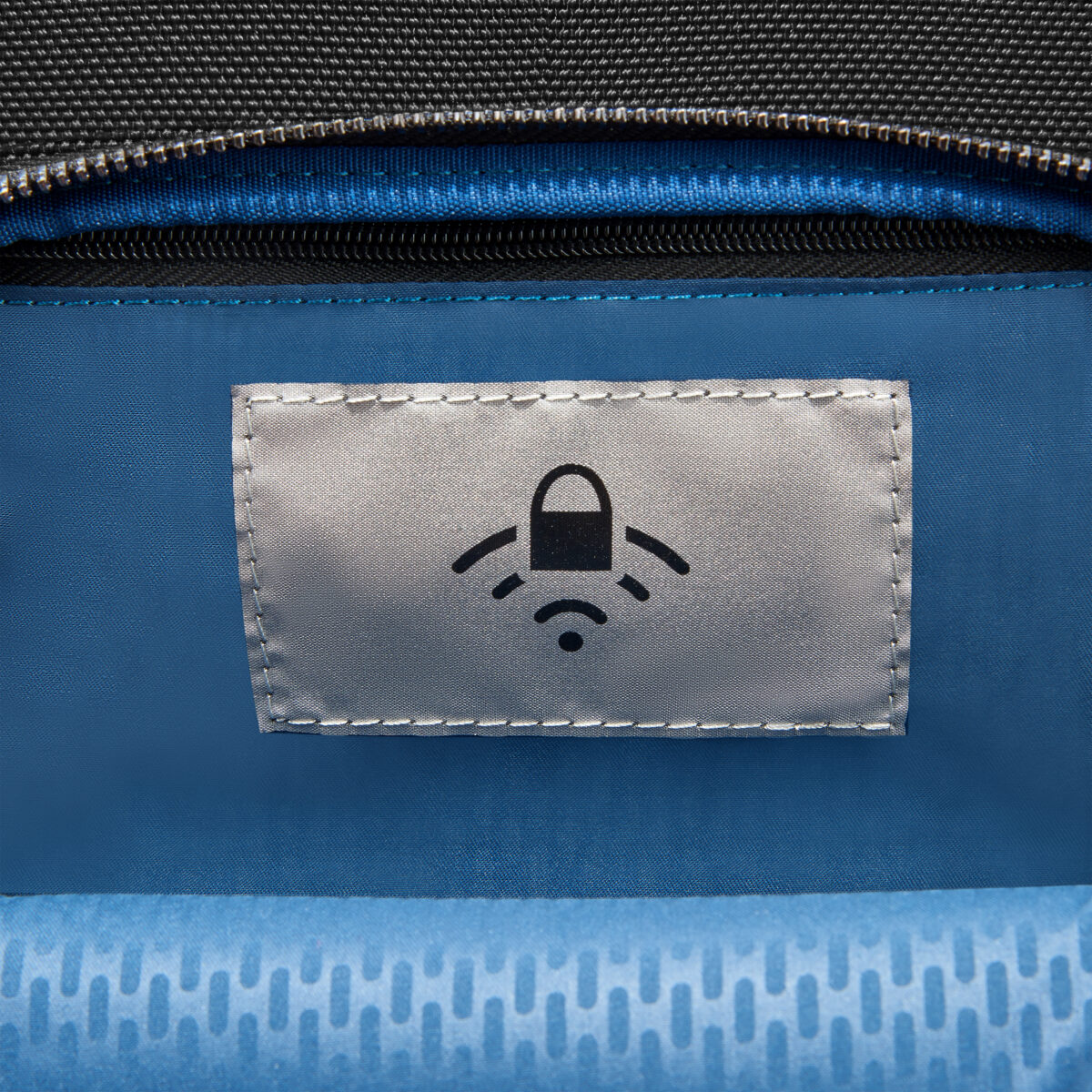 WAGRAM 17.6 INCH BACKPACK BLACK - Image 8